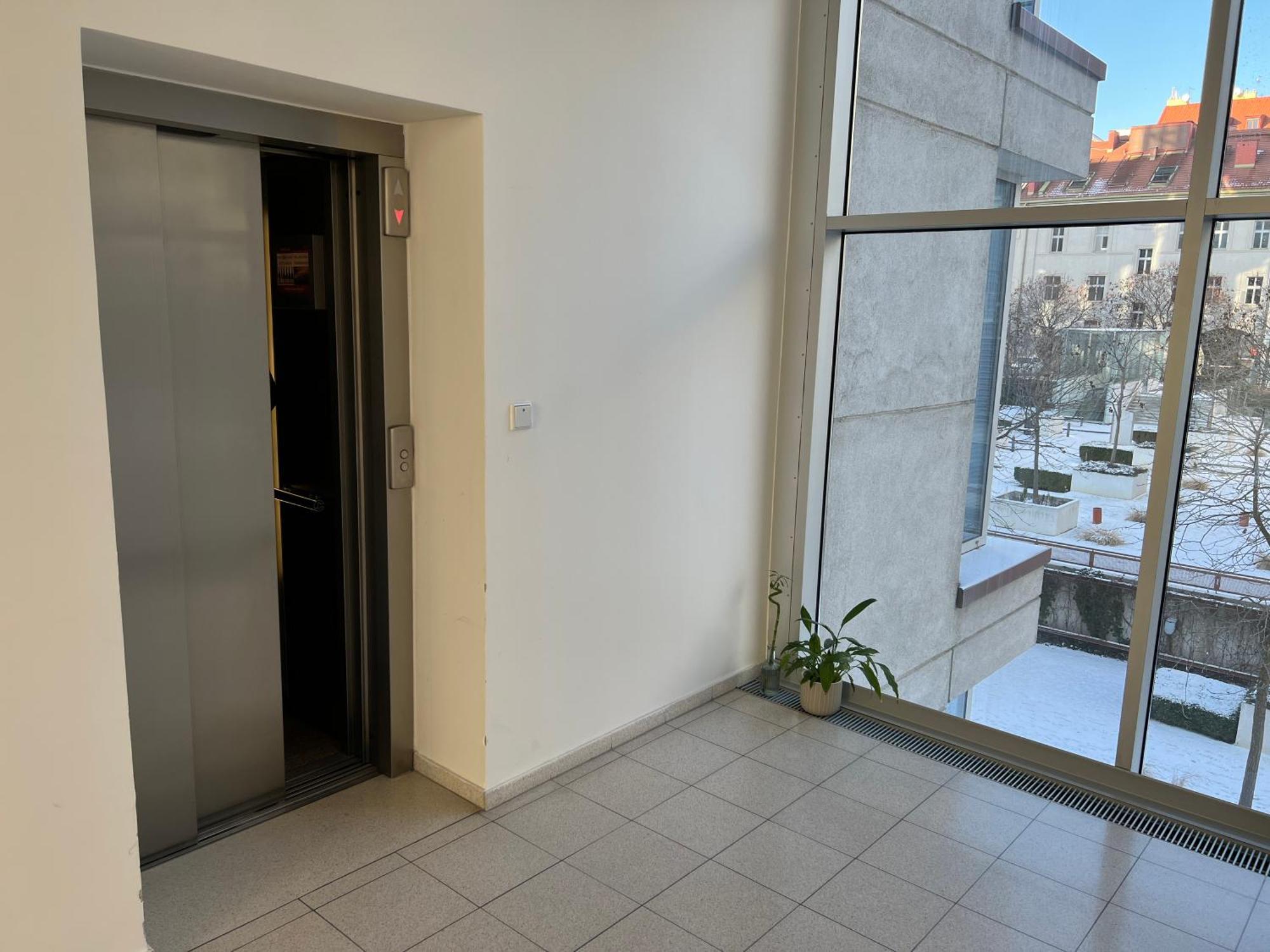 Ferienwohnung Tva Oaza V Srdci Vinohrad Prag Exterior foto